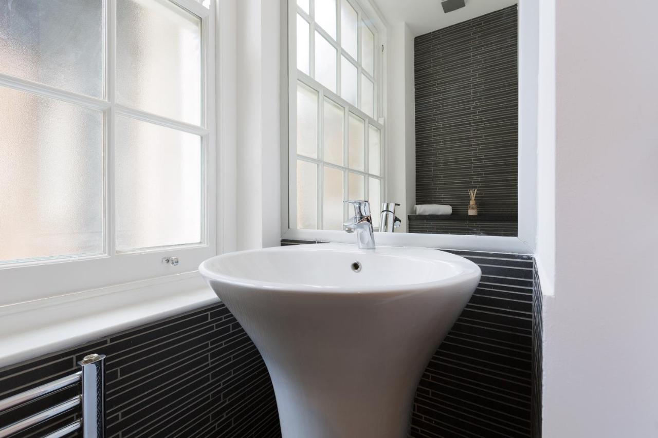 Spacious 4 Bedrooms Flat In New Oxford Street Londen Buitenkant foto